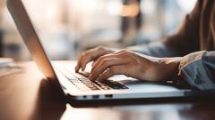 不只有AI協(xié)作編程（Vibe Coding）：生成式系統(tǒng)級芯片（GenSoC）將如何把生成式設(shè)計(jì)推向硬件層面