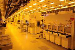 臺積電、英特爾激戰搶單，半導體設備廠得利