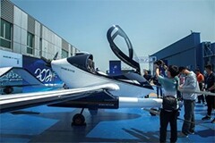 億航智能自動駕駛飛行器 VT-30 首次公開亮相：航程 300 公里