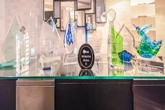 Digi-Key Electronics 在 2022 EDS 領導力峰會上斬獲多項大獎  