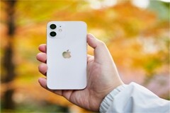 蘋果 iPhone 手機印度 Q2 出貨量同比大增 94％，iPhone 13/12（mini）是出貨主力