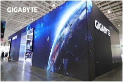 GIGABYTE搭配超級(jí)芯片的AI服務(wù)器在臺(tái)北國際電腦展上表現(xiàn)搶眼，重新定義計(jì)算領(lǐng)域的新時(shí)代
