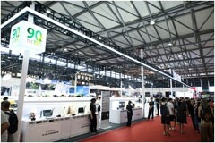 富士膠片登陸P＆I 2024，新品億像素中畫幅無反相機震撼亮相