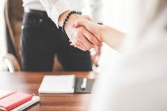 NetApp與AWS簽署戰(zhàn)略合作協(xié)議以增強(qiáng)基于云的數(shù)據(jù)服務(wù)