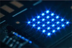 DELO 證明了粘合劑作為 miniLED 焊接替代方案的可行性，并預測未來 miniLED 的整合