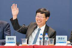 劉揚偉續(xù)任鴻海科技董事長，蔣尚義進入公司董事會