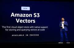 亞馬遜云科技推出Amazon S3 Vectors：首個支持規(guī)?；蛄刻幚淼脑拼鎯Ψ? class=