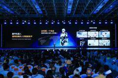 從講PPT到全流程接待，墨甲機(jī)器人在2025奇瑞全球創(chuàng)新大會完成“人類助手”實(shí)景展示