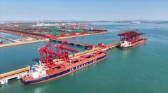 全國首個！40萬噸干散貨數智碼頭在青島投產