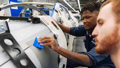 德國(guó)汽車行業(yè)陷寒冬：從業(yè)人數(shù)降至十多年來(lái)最低，裁員潮席卷各大巨頭