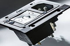 SCHURTER的IP67帶斷路器電源輸入模塊通過中國市場的CCC認證