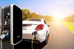 恩智浦與日立能源合作開發電源模塊，加快碳化硅在電動交通領域的采用