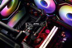 金士頓推出 8TB 版本 FURY Renegade G5 固態硬盤：雙面存儲，速度達 14.8GB/s